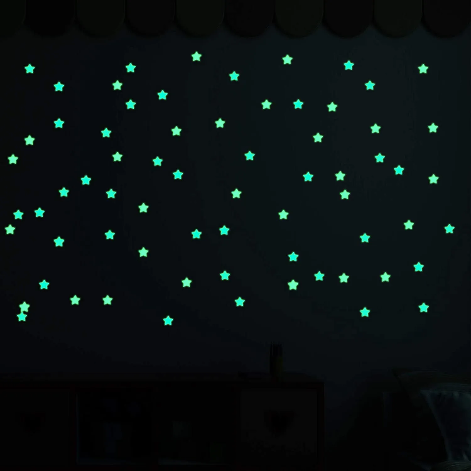 100-Pieces: Colorful Luminous Stars Plastic Wall Sticker