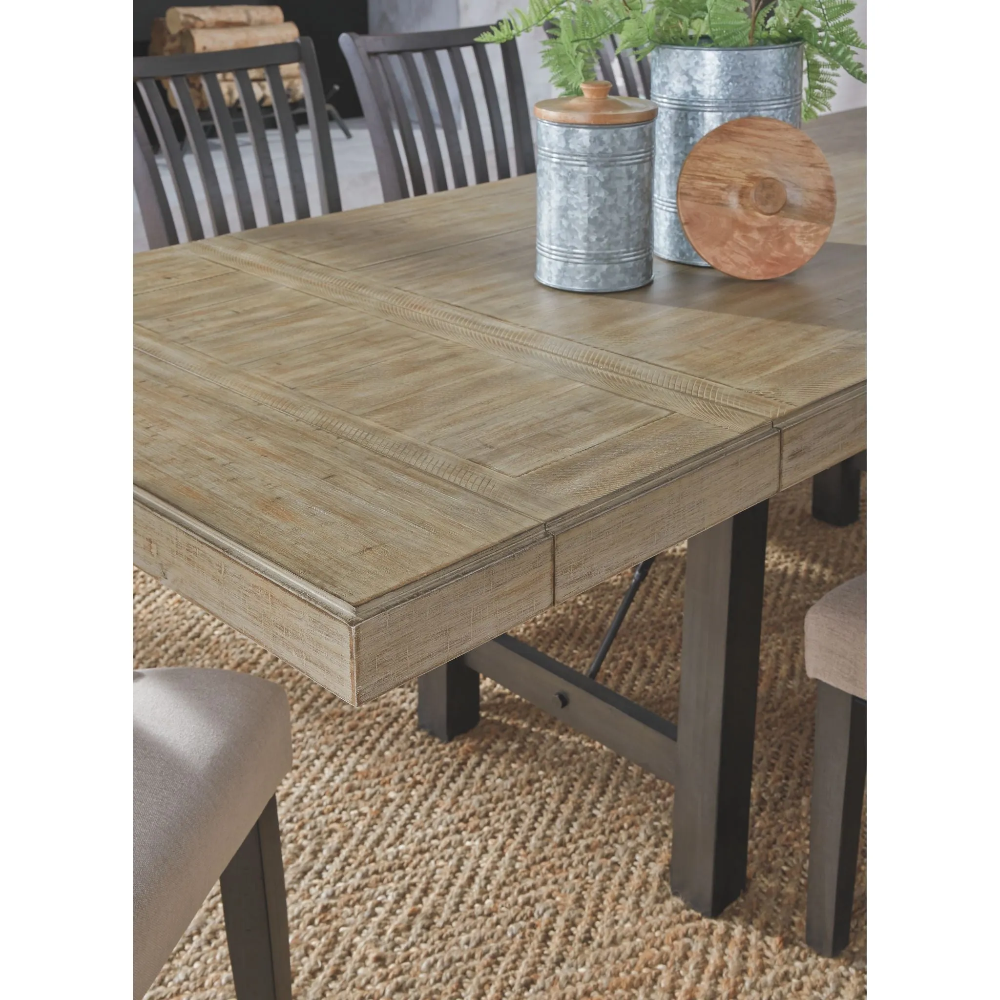 Baylow-Exclusive Dining Set