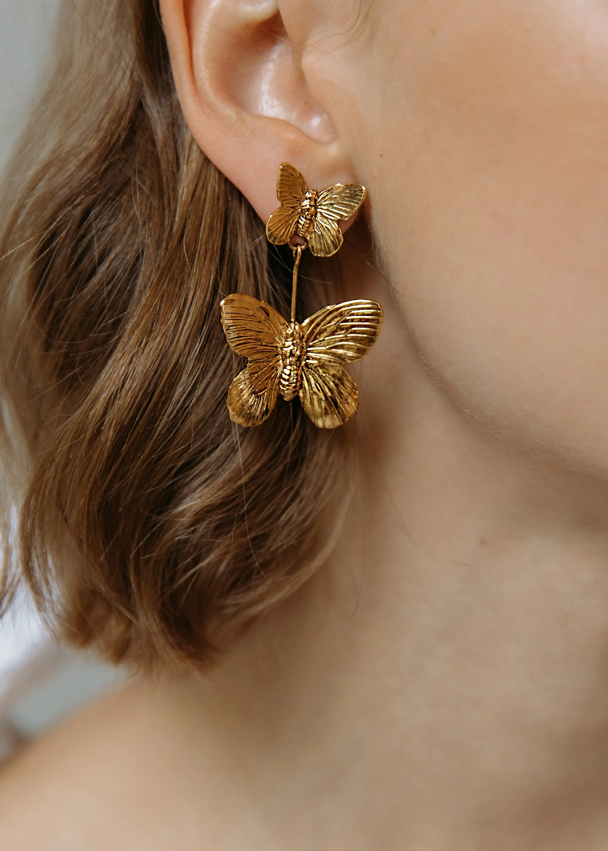 Ella Earrings -- Gold