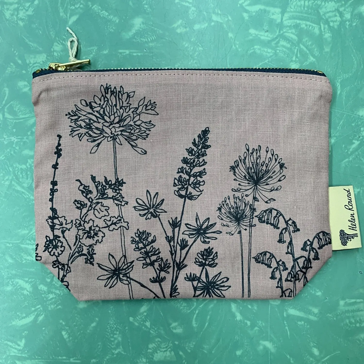 Helen Round Linen Notions Pouch