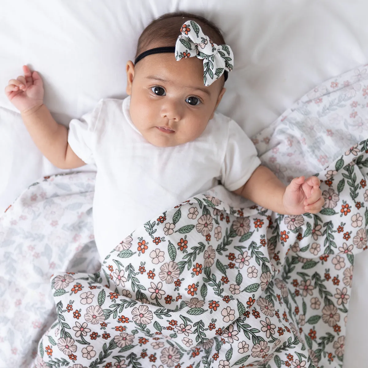 Leafy Lazy Swaddle   Bow