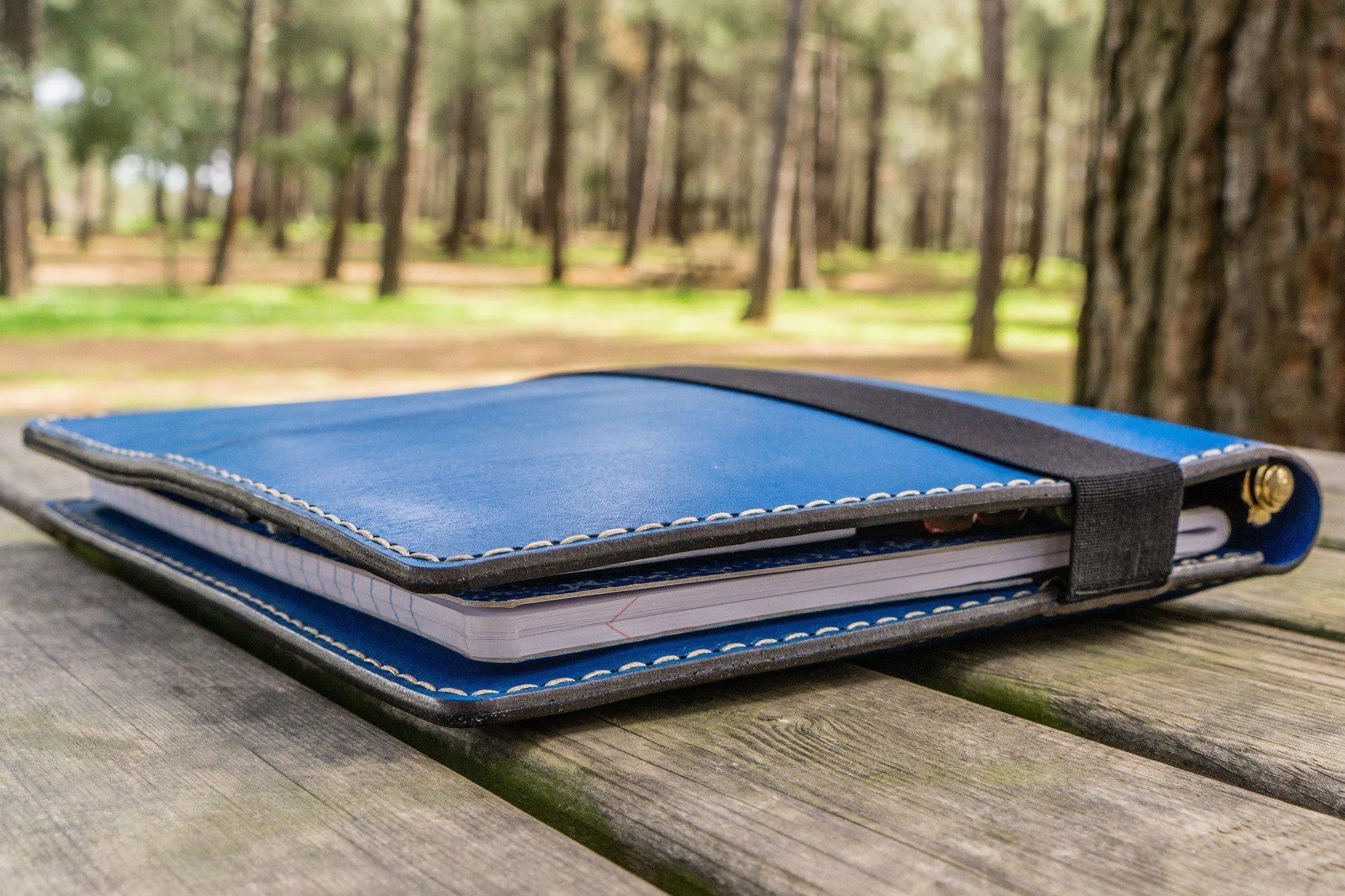 Leather Leuchtturm1917 B5 Notebook & iPad Air/Pro Cover - Blue