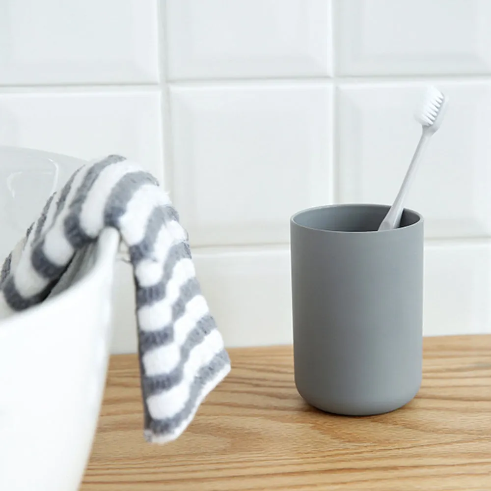 Minimalist Solid Color Plastic Wash Cup, HG0092