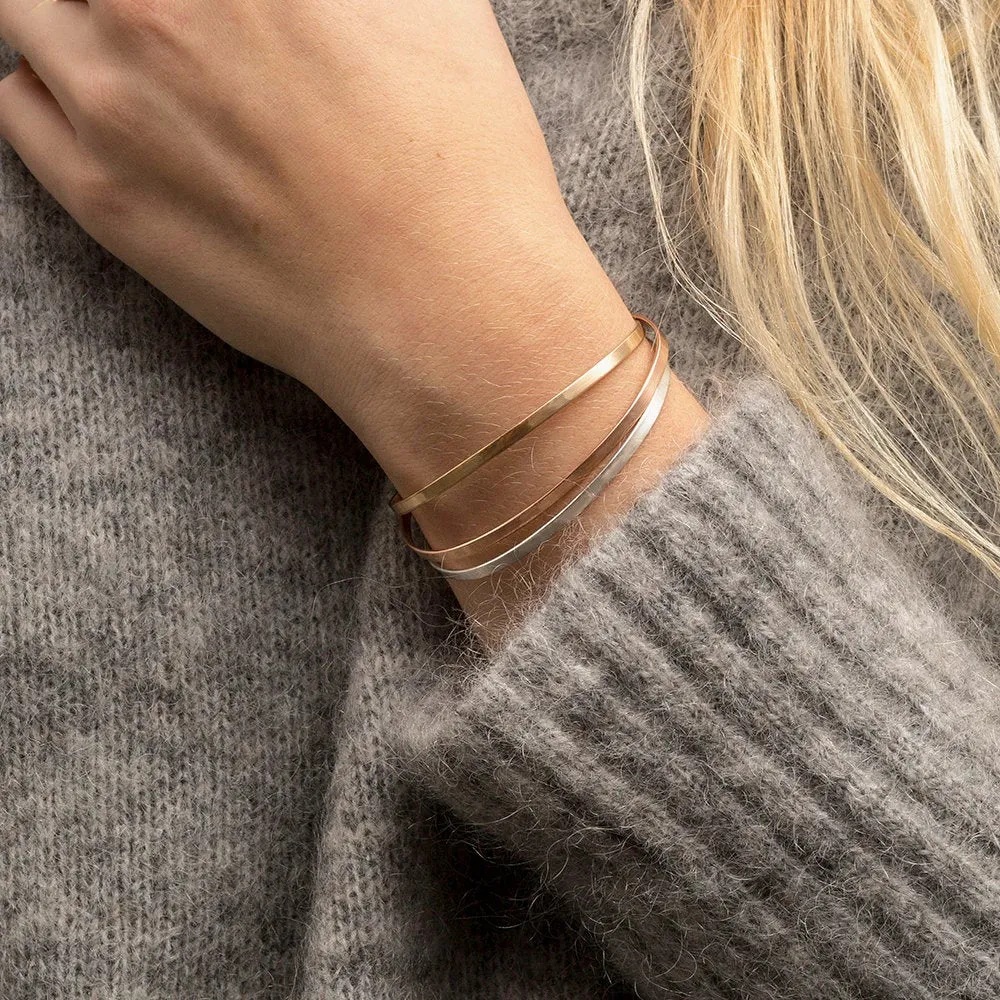 MODERN GOLD CUFF