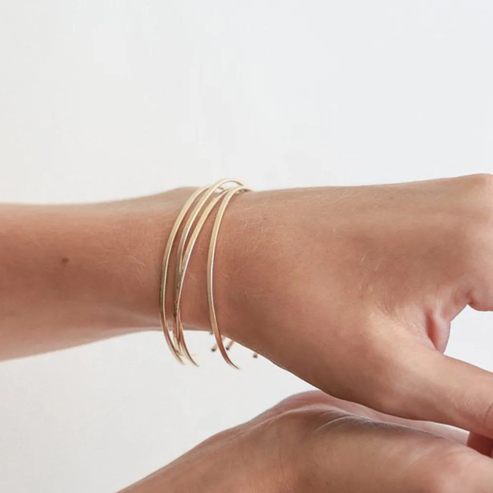 MODERN GOLD CUFF