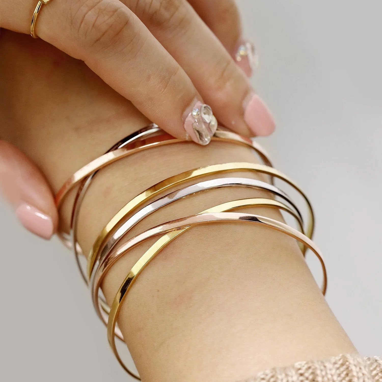 MODERN GOLD CUFF