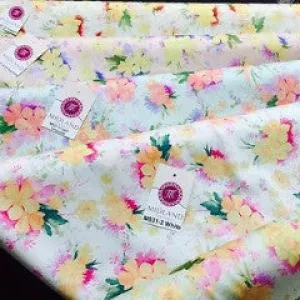 Vintage Abstract Floral Printed Fabric 100% Cotton Poplin  44" Wide  M531 Mtex